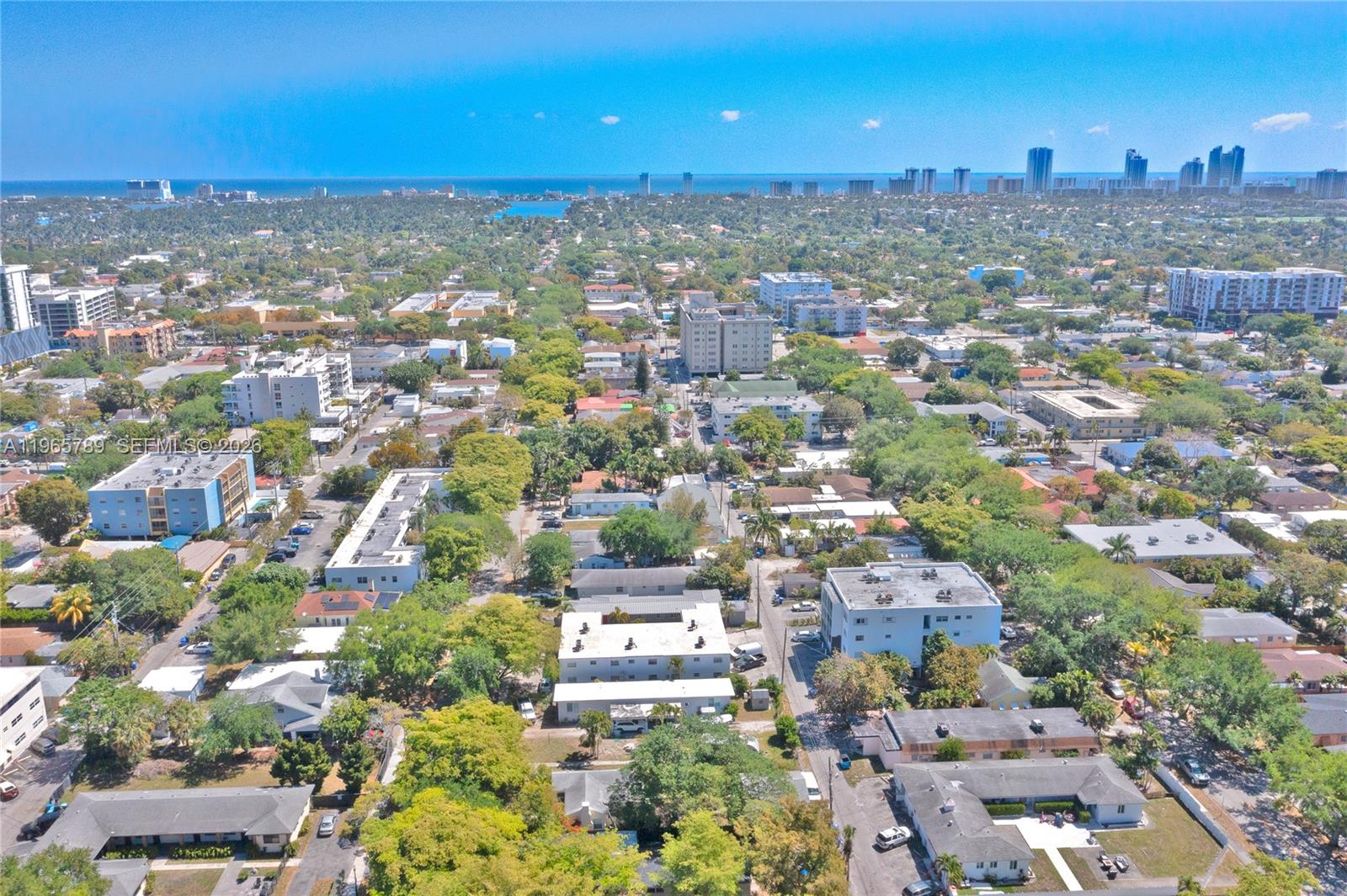 1946 1946 Madison St, Hollywood, Florida, 33020, USA, 2 Bedrooms Bedrooms, ,2 BathroomsBathrooms,Residential,For Sale,1946 Madison St,A11965789