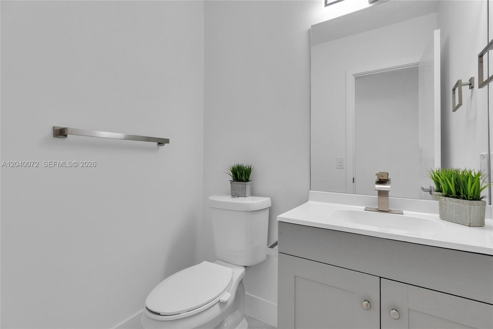 6940 6940 NW 6th St, Plantation, Florida, 33317, USA, 3 Bedrooms Bedrooms, ,2 BathroomsBathrooms,Residential,For Sale,6940 NW 6th St,A12040072