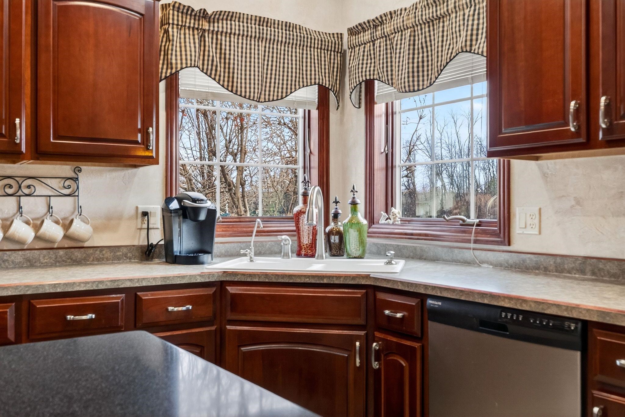 3025 3025 White Birch Street, Kaukauna, Wisconsin, 54130-3934, USA, 4 Bedrooms Bedrooms, ,4 BathroomsBathrooms,Residential,For Sale,3025 White Birch Street,50323173