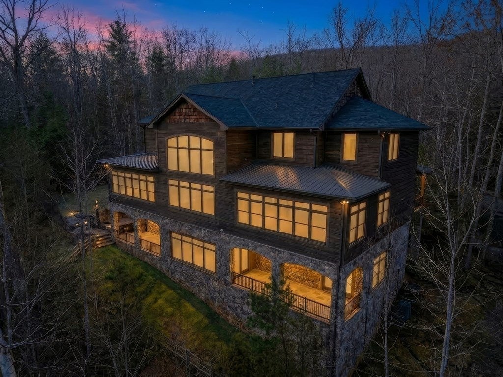 Architectural Mountain Sanctuary on 5+ Private Acres. Experience refin – image 94