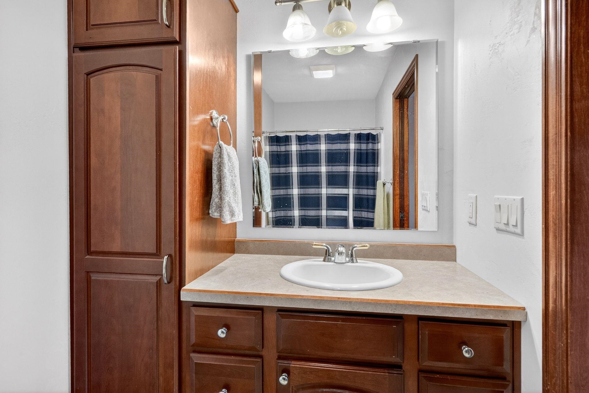 3025 3025 White Birch Street, Kaukauna, Wisconsin, 54130-3934, USA, 4 Bedrooms Bedrooms, ,4 BathroomsBathrooms,Residential,For Sale,3025 White Birch Street,50323173