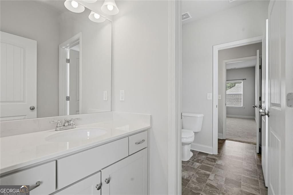 Flawlessly maintained and thoughtfully designed, this home exudes the – image 30