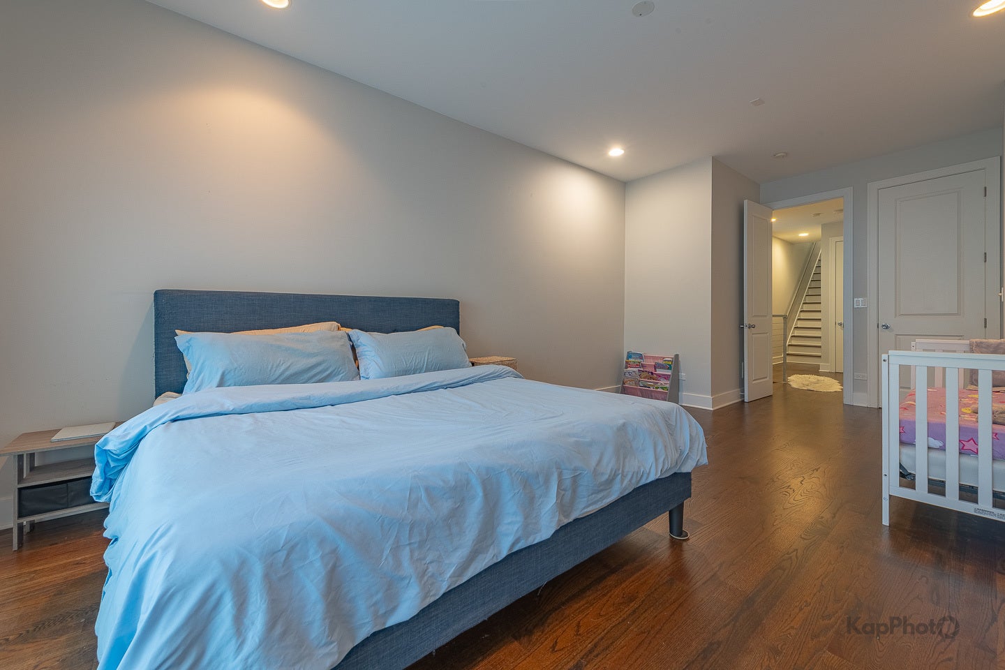 3839 3839 N Ashland Avenue #2, Chicago, Illinois, 60613, USA, 3 Bedrooms Bedrooms, ,2 BathroomsBathrooms,Residential,For Sale,3839 N Ashland Avenue #2,8c2415d9-76d4-4b30-9d1f-86ef71