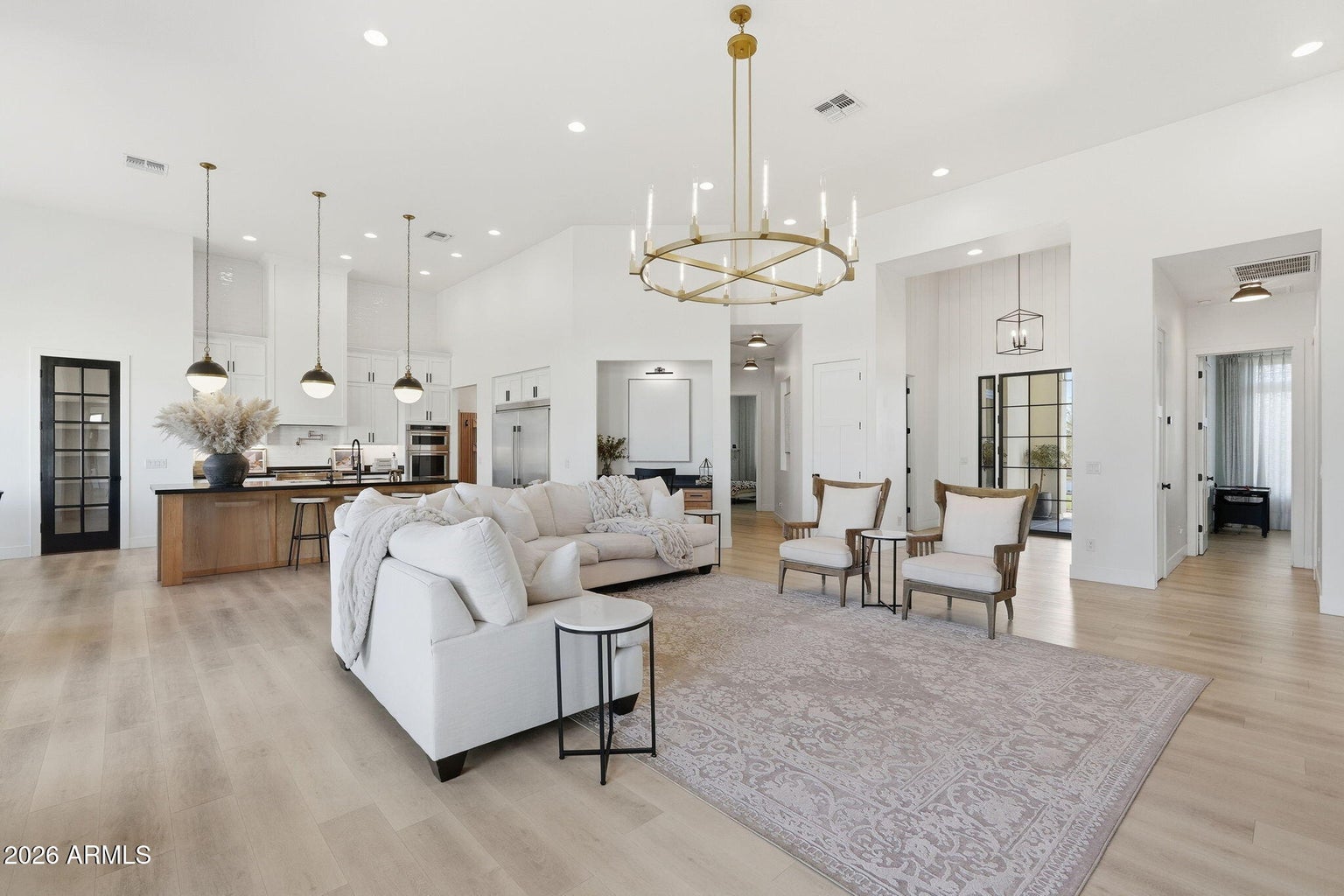 Tucked inside a gated neighborhood of Encanto Real on the edge of Quee – image 12