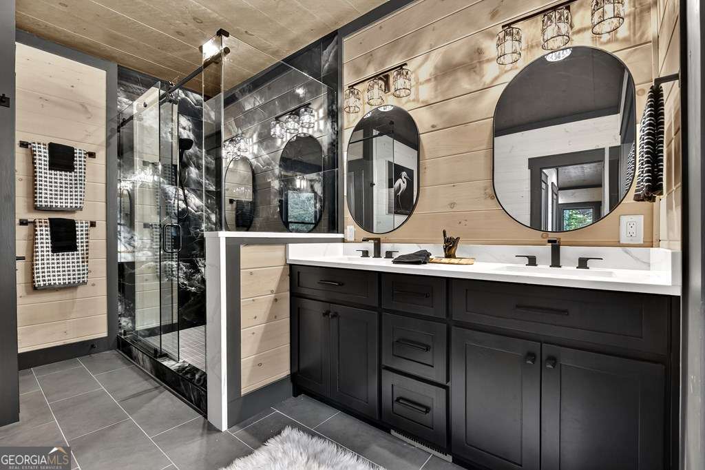 Welcome to your Private RIVERFRONT DREAM HOME on the shimmering shores – image 36