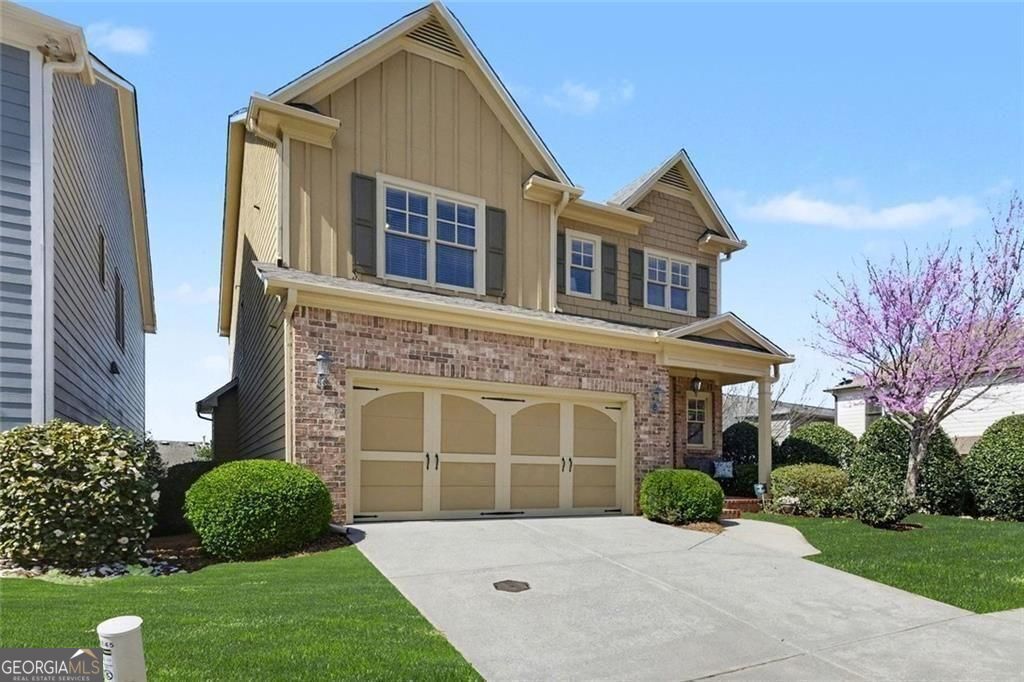 $5000 to BUYERS closing costs with acceptable offer! Beautiful east fa – image 39