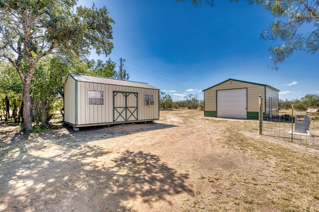 25525 25525 Ranch Rd 2323, Llano, Texas, 78643, USA, 3 Bedrooms Bedrooms, ,2 BathroomsBathrooms,Residential,For Sale,25525 Ranch Rd 2323,135c6f35-4092-4d2f-b032-da168c