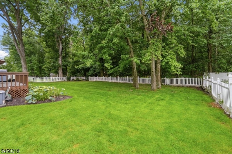 18 18 Druid Hill Dr, Parsippany-Troy Hills Twp., New Jersey, 07054, USA, 4 Bedrooms Bedrooms, ,3 BathroomsBathrooms,Residential,For Sale,18 Druid Hill Dr,4043957