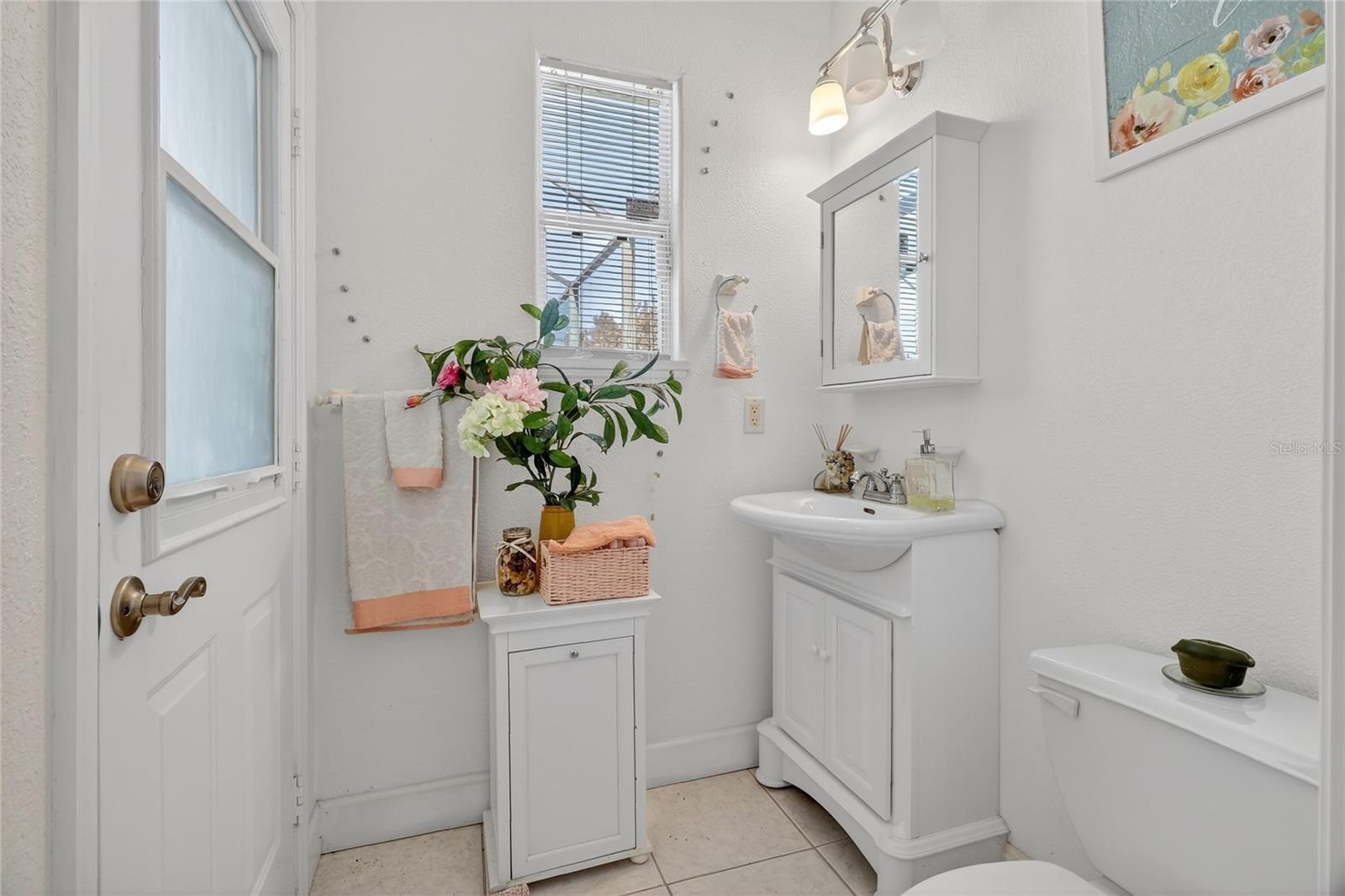 1028 1028 S LAKE MARIAM Drive, WINTER HAVEN, Florida, 33884, USA, 3 Bedrooms Bedrooms, ,3 BathroomsBathrooms,Residential,For Sale,1028 S LAKE MARIAM Drive,P4938222