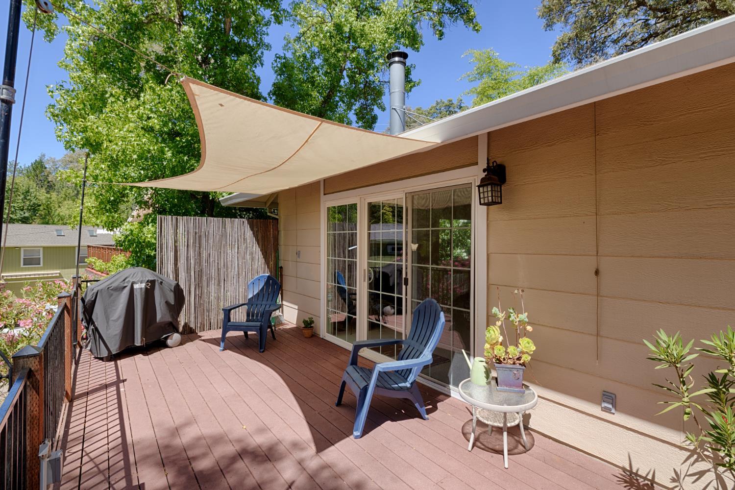 11035 11035 Lakeshore, Auburn, California, 95602, USA, 2 Bedrooms Bedrooms, ,3 BathroomsBathrooms,Residential,For Sale,11035 Lakeshore,226075539