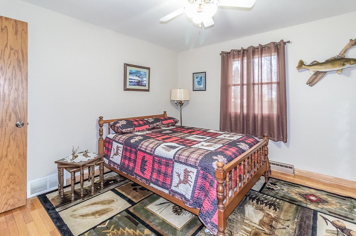 N5201 Lower Road, Shiocton, Wisconsin, 54170-9132, USA, 3 Bedrooms Bedrooms, ,2 BathroomsBathrooms,Residential,For Sale,N5201 Lower Road,86ab8ace-a03c-4b7b-9366-5f3e37
