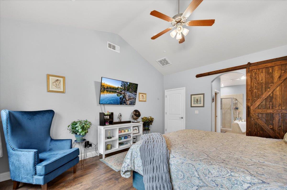 6189 6189 E Farrin Avenue, Fresno, California, 93727, USA, 4 Bedrooms Bedrooms, ,3 BathroomsBathrooms,Residential,For Sale,6189 E Farrin Avenue,5803862b-2863-4d61-8307-cee7be