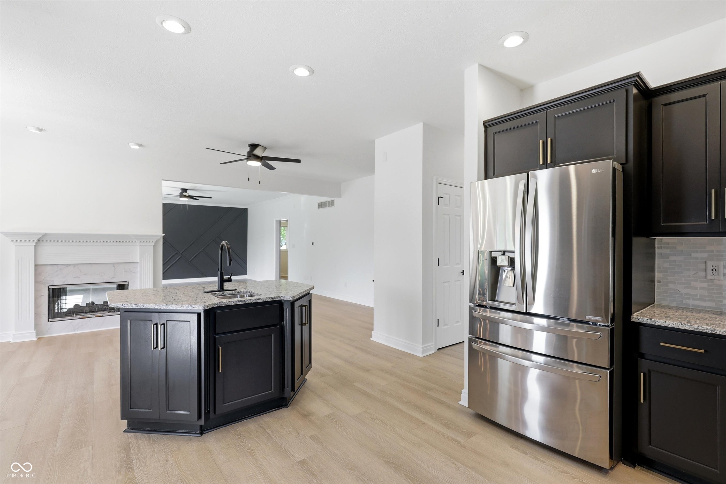 Welcome to this beautifully updated home in the highly sought-after Wa – image 24