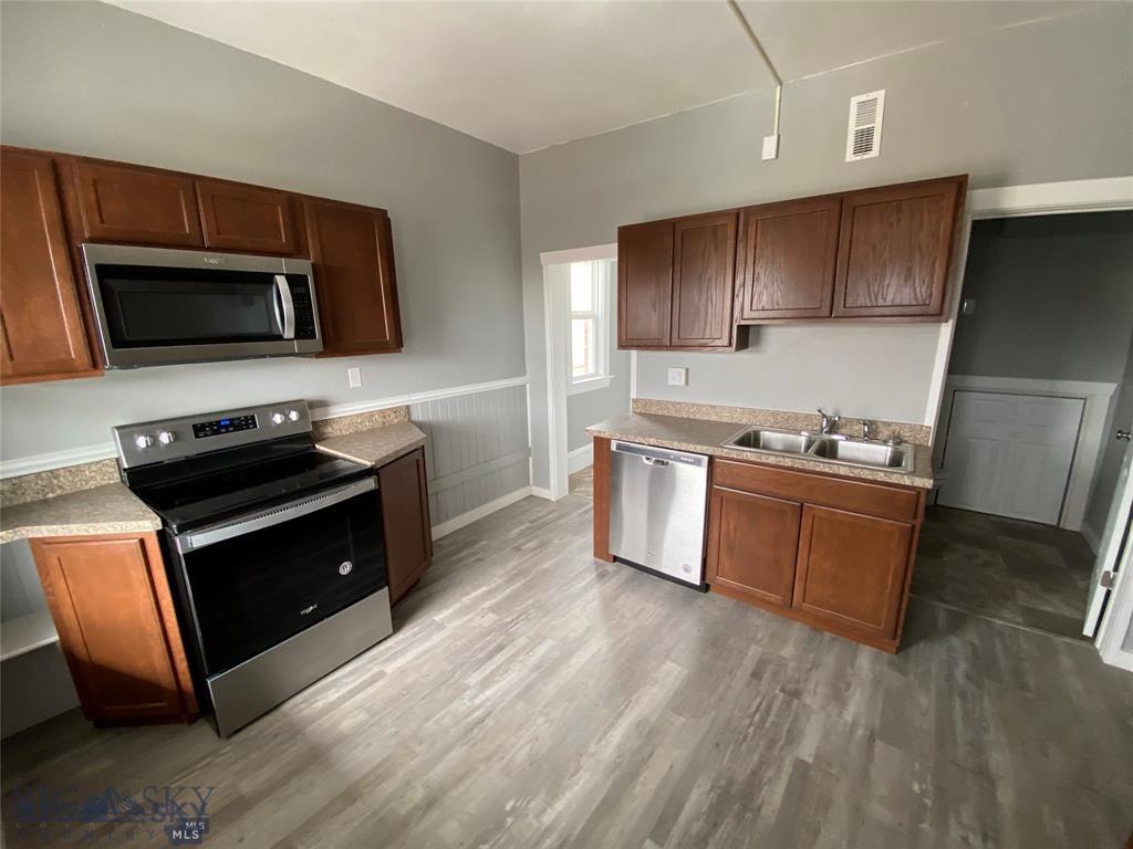 Annual gross rental income = $ 61,800. Cap Rate 6%. Newly and extensiv – image 5