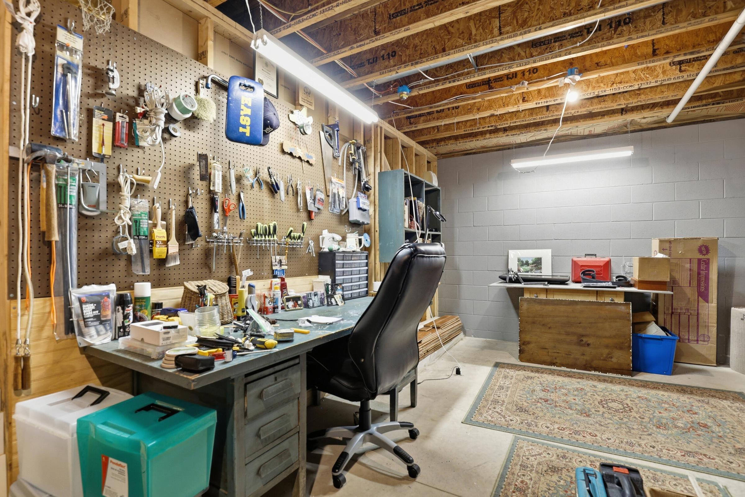 Tucked away on over an acre along the Little Muskegon River in the hea – image 42