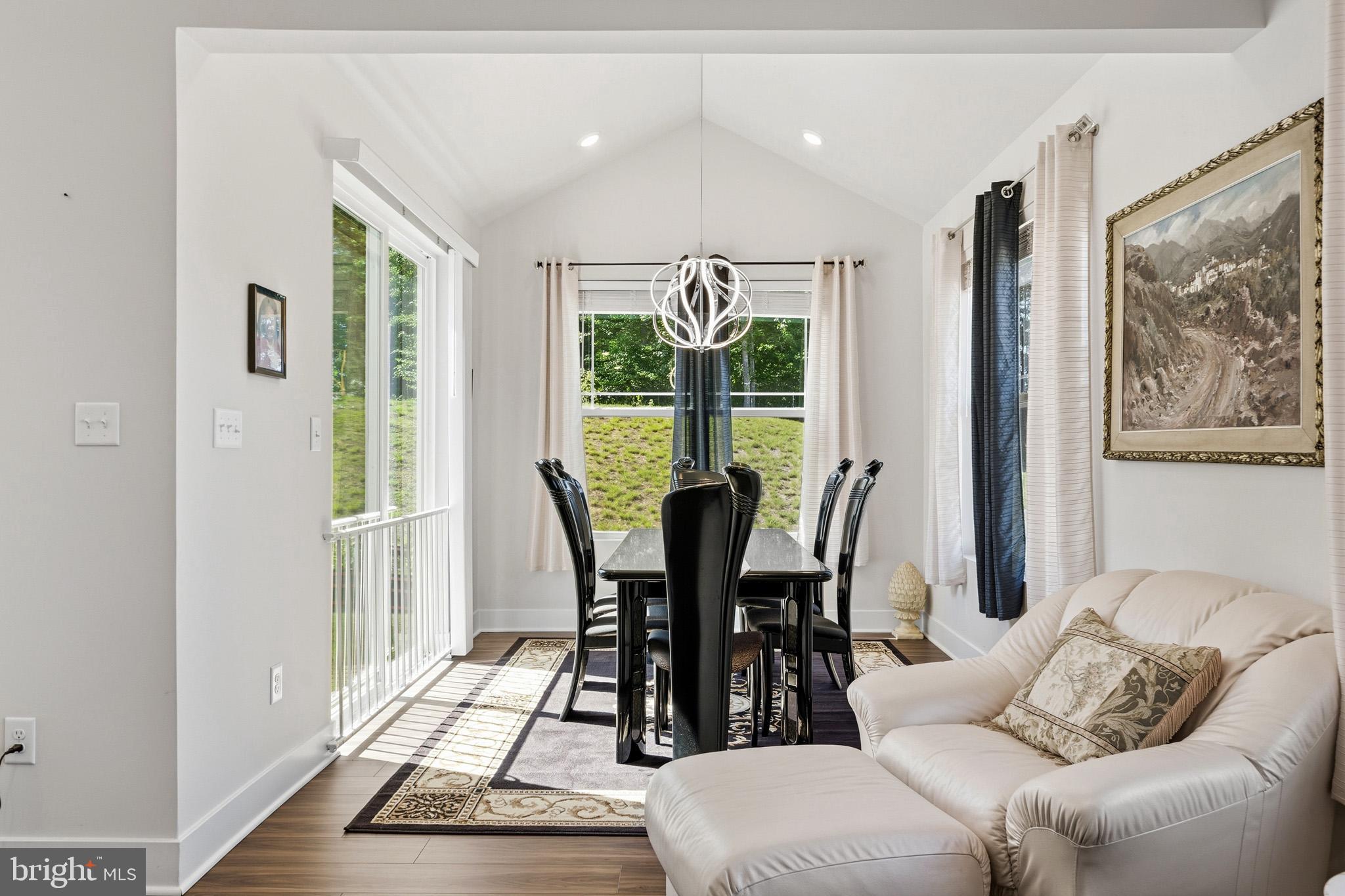 HOME SWEET HOME! Like new beauty situated on a corner lot, in sought – image 18