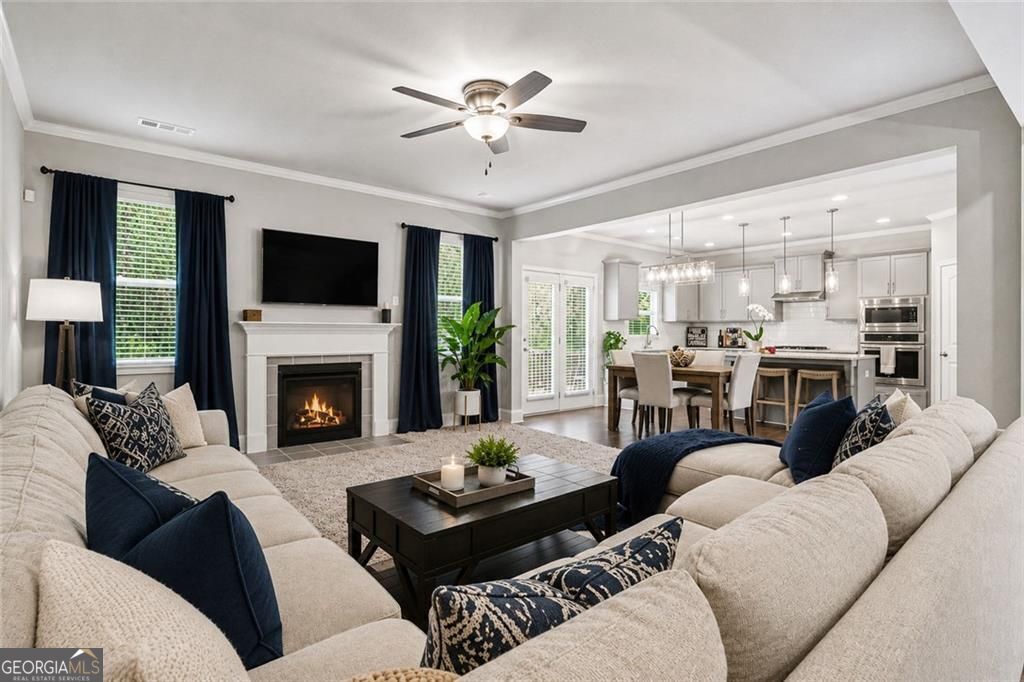 Why wait months for new construction when you can move right into a be – image 9