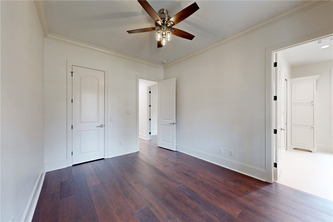 Elegant and refined new construction home located in the esteemed Mira – image 21