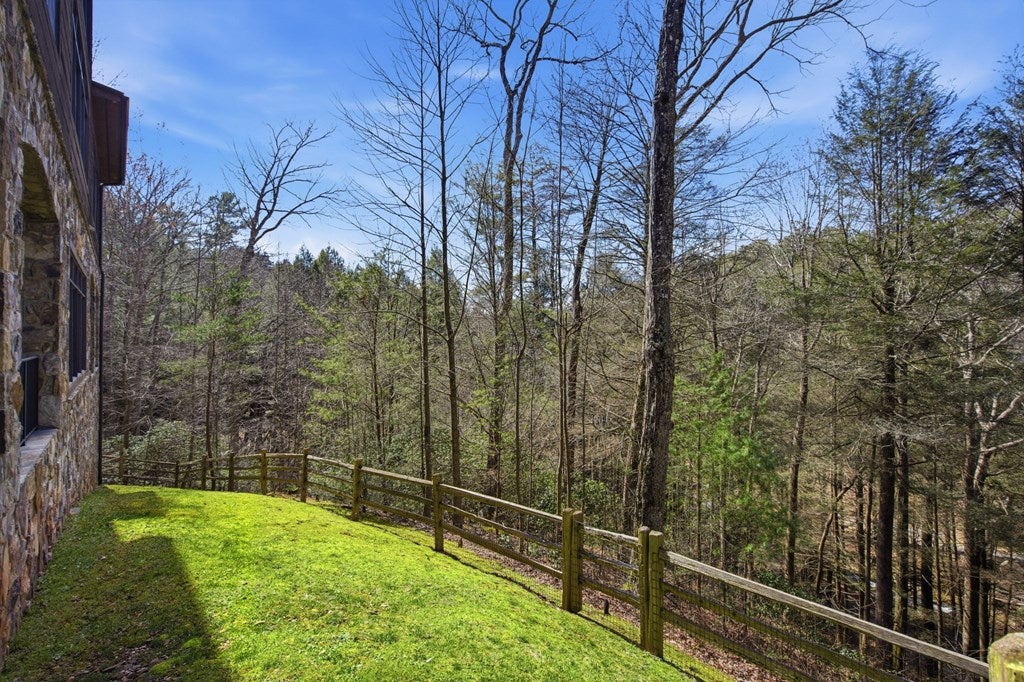 Architectural Mountain Sanctuary on 5+ Private Acres. Experience refin – image 87