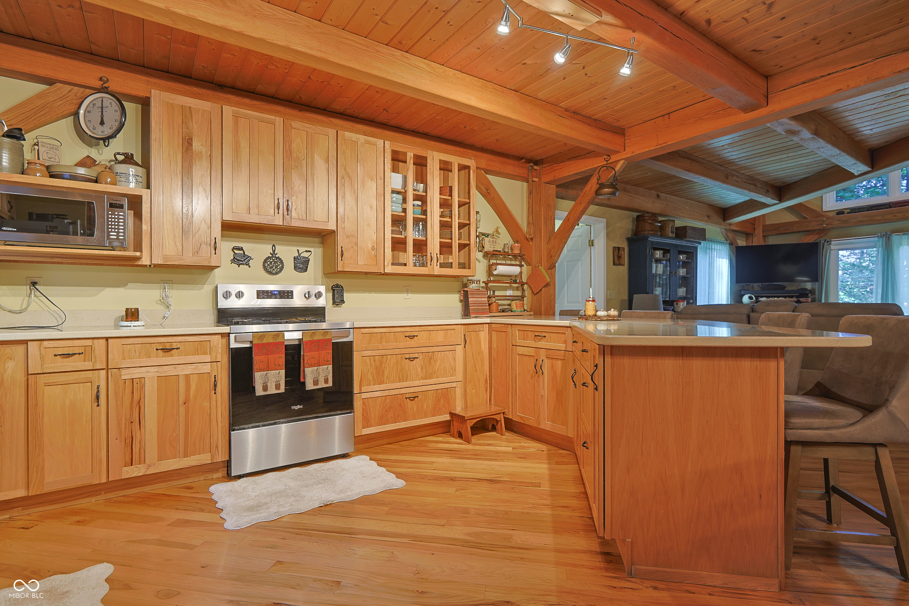 Custom red oak timber-frame home with Lake Monroe views, located in Sa – image 24