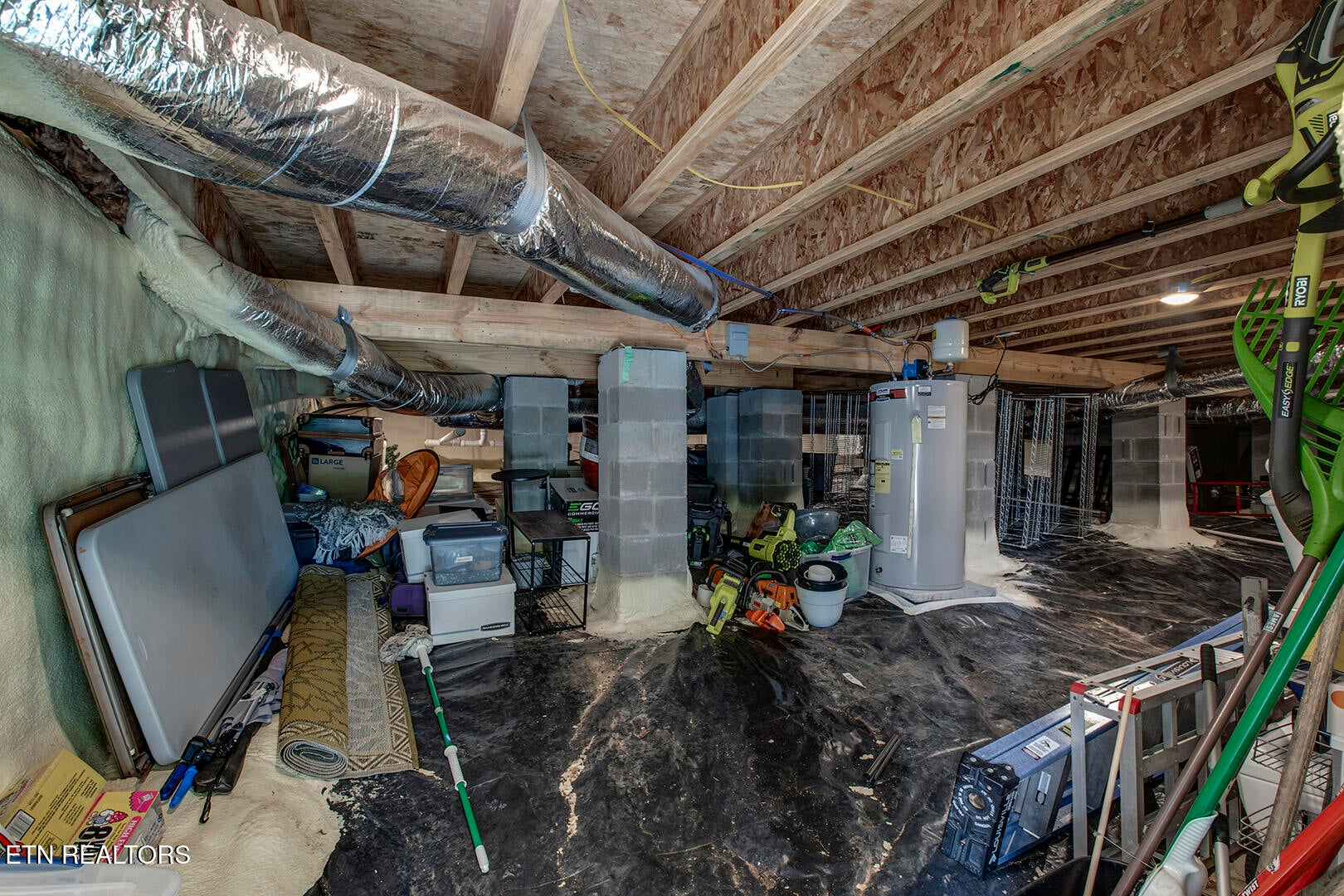 880 880 Skyline Drive, Harriman, Tennessee, 37748, USA, 3 Bedrooms Bedrooms, ,4 BathroomsBathrooms,Residential,For Sale,880 Skyline Drive,6c9e6ce5-d78a-4ae4-a55c-fa9f55