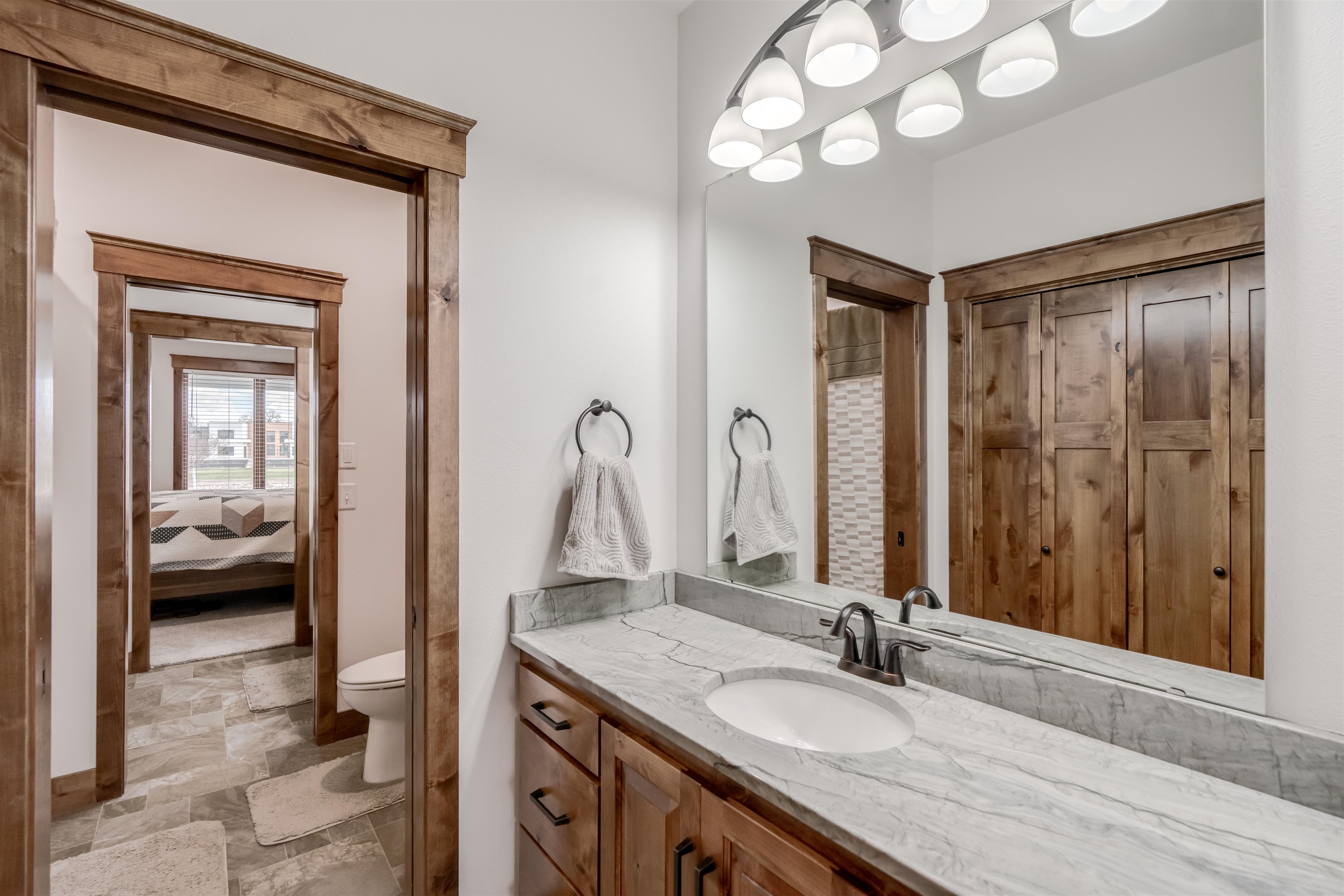 6209 6209 Misty Waters Drive, Bismarck, North Dakota, 58503, USA, 3 Bedrooms Bedrooms, ,2 BathroomsBathrooms,Residential,For Sale,6209 Misty Waters Drive,b6f58101-69fb-4d16-b88b-060324