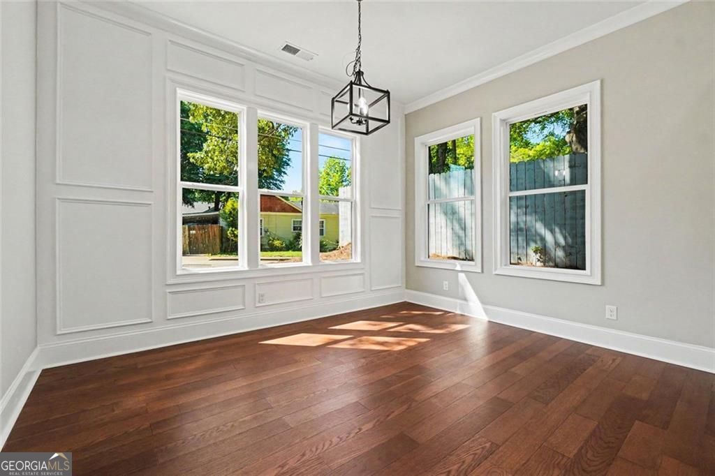 Welcome to this beautifully designed two-story home conveniently locat – image 12
