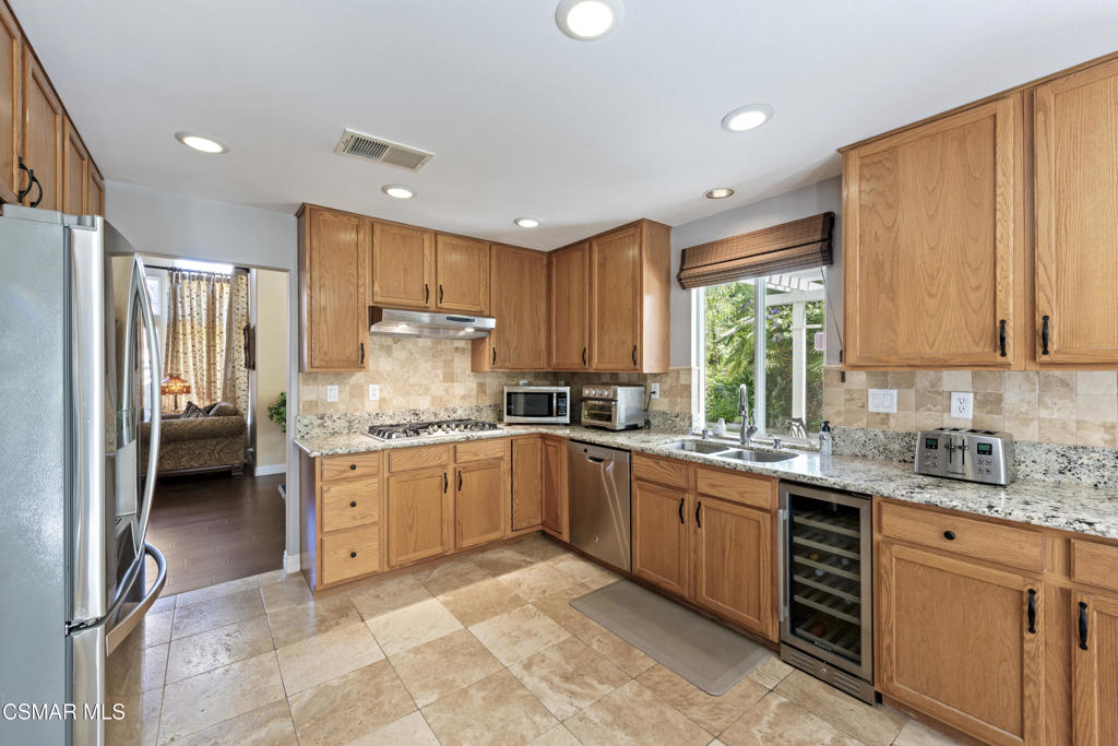 758 758 Cranmont Court, Simi Valley, California, 93065, USA, 5 Bedrooms Bedrooms, ,3 BathroomsBathrooms,Residential,For Sale,758 Cranmont Court,226002662