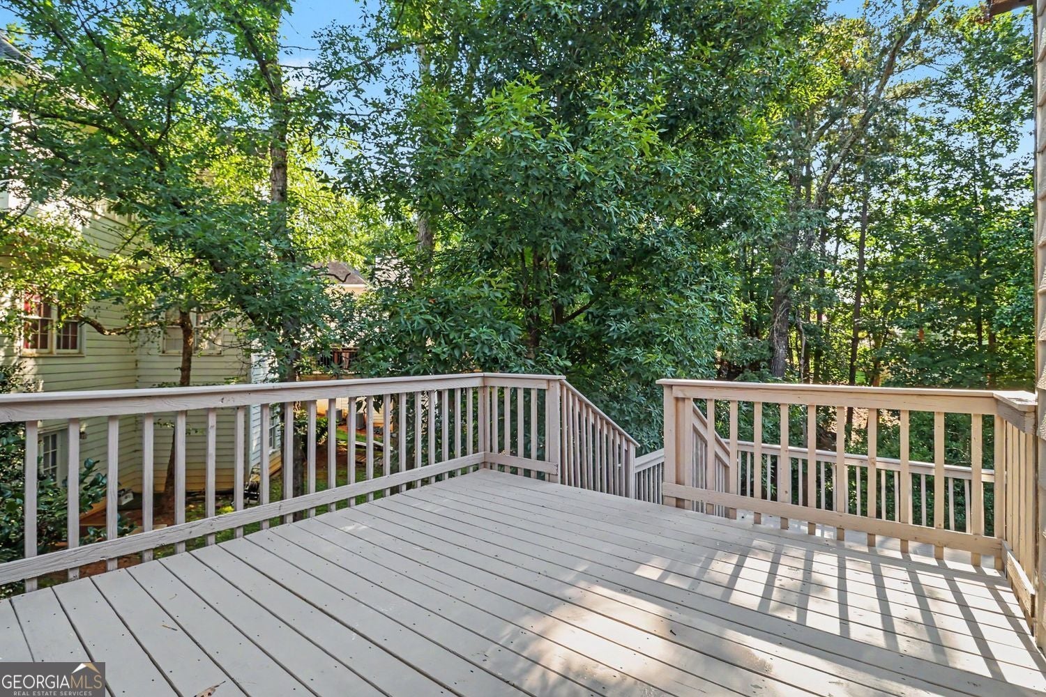 Welcome to a beautifully renovated home featuring a fully finished bas – image 28