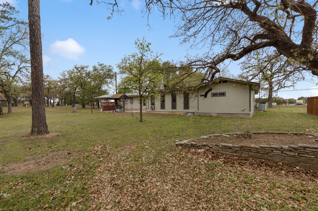 1801 1801 N Llano St, Fredericksburg, Texas, 78624, USA, 3 Bedrooms Bedrooms, ,2 BathroomsBathrooms,Residential,For Sale,1801 N Llano St,104229