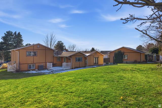 Welcome home to this beautifully well-kept East Bench gem, perfectly s – image 30