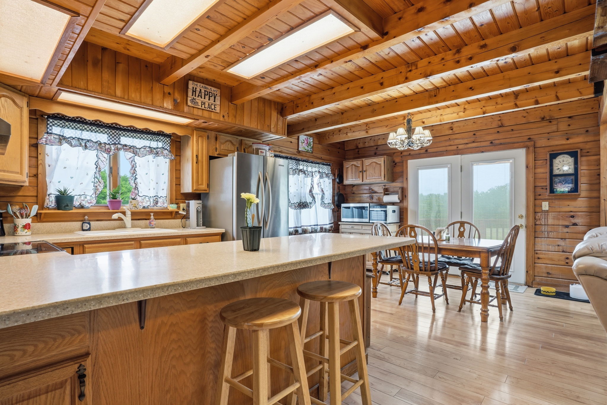 Log Cabin Retreat on 5 AcresEscape to your own private oasis tucked aw – image 11