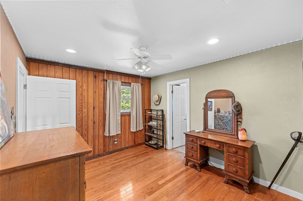 Unrestricted 3-acre property designed with homesteading & self-suffici – image 67