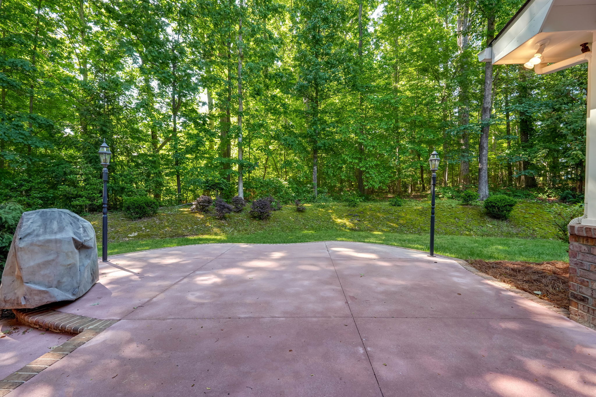 1001 1001 Benton Court, Reidsville, North Carolina, 27320, USA, 4 Bedrooms Bedrooms, ,3 BathroomsBathrooms,Residential,For Sale,1001 Benton Court,8c217206-1778-462f-8973-03fa24