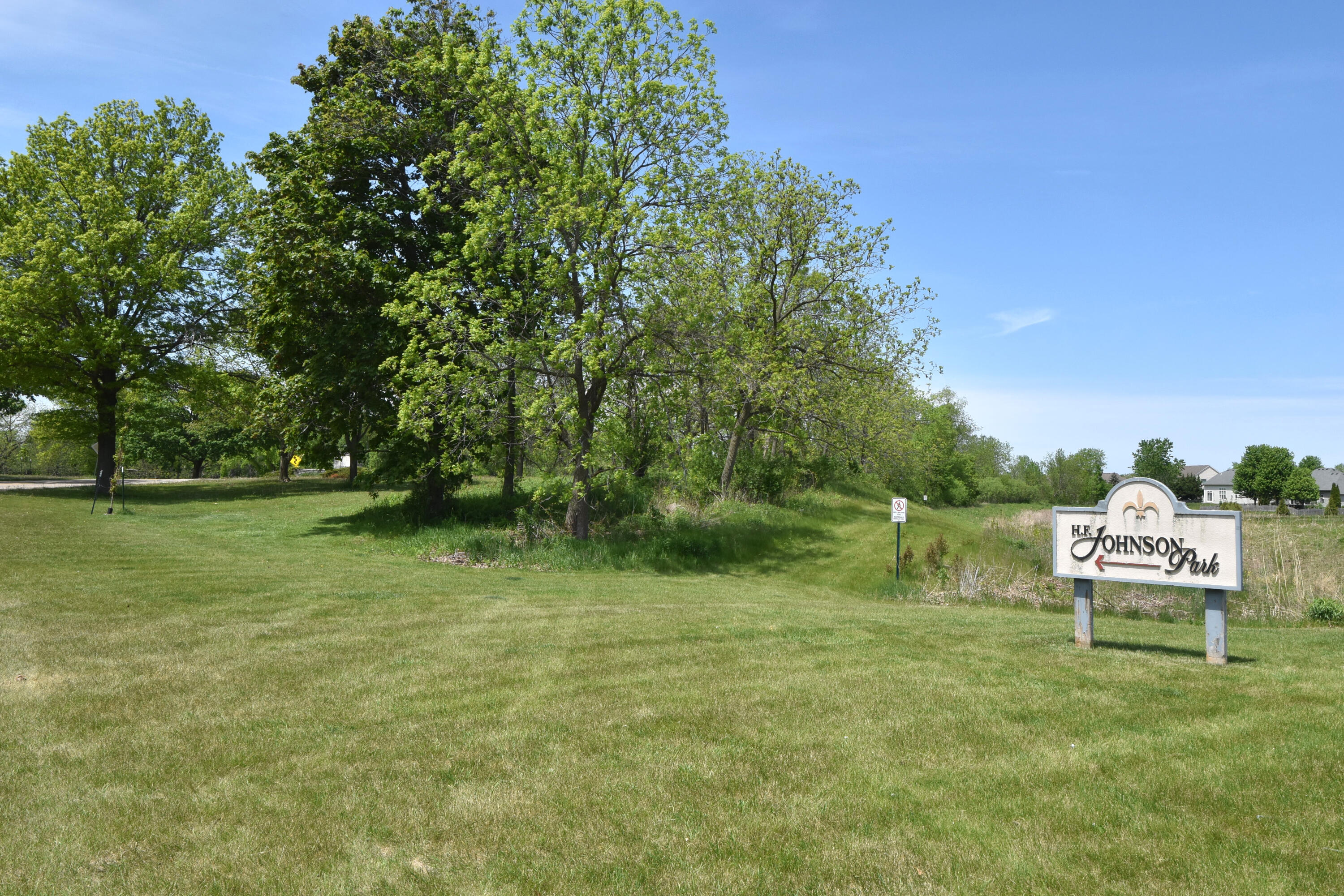 3326 3326 Emmertsen Rd, Caledonia, Wisconsin, 53406, USA, 3 Bedrooms Bedrooms, ,3 BathroomsBathrooms,Residential,For Sale,3326 Emmertsen Rd,df3244ac-4c6e-4545-bf85-edce47