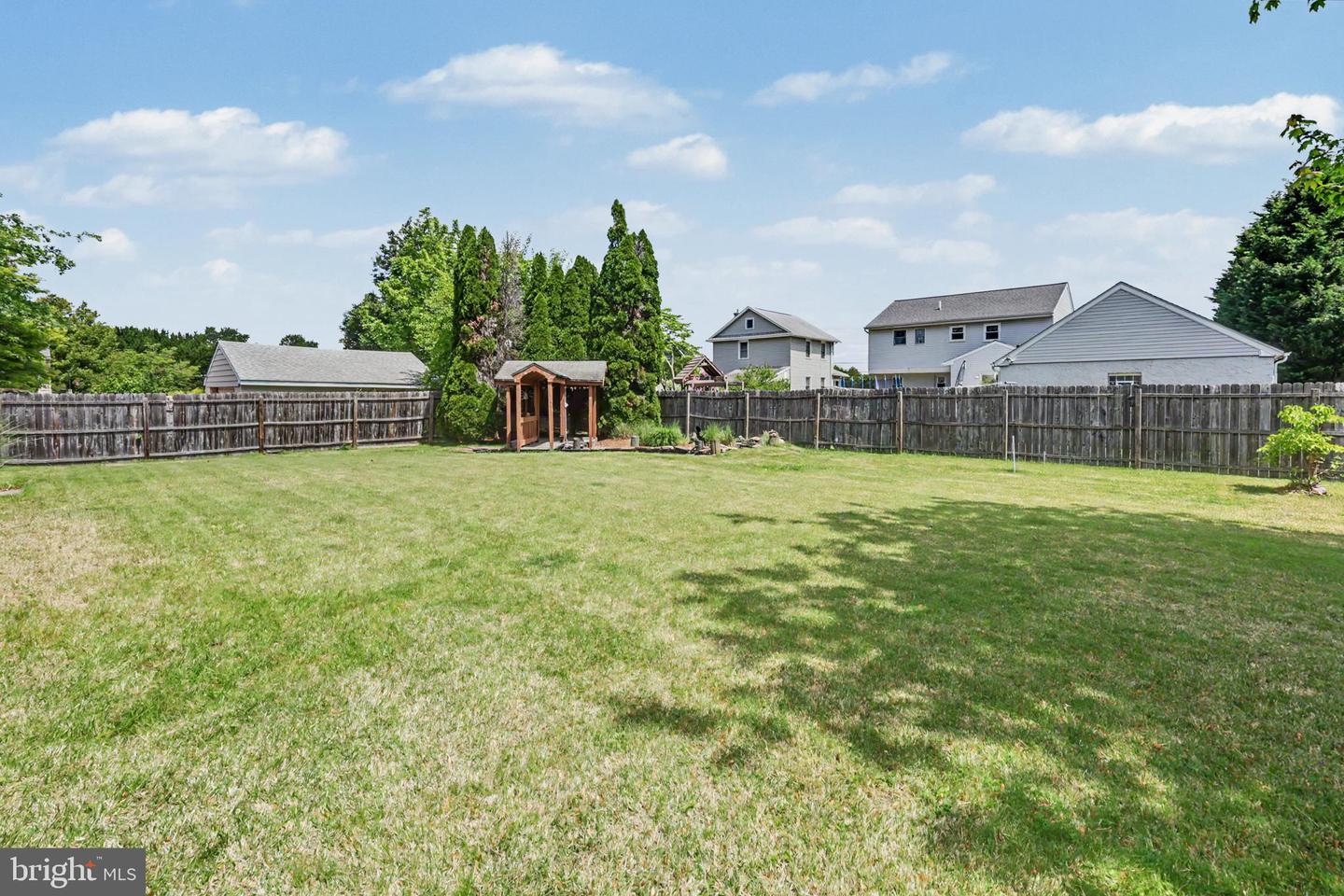 Located in the Ridley school district, dont wait to see this spacious, – image 37