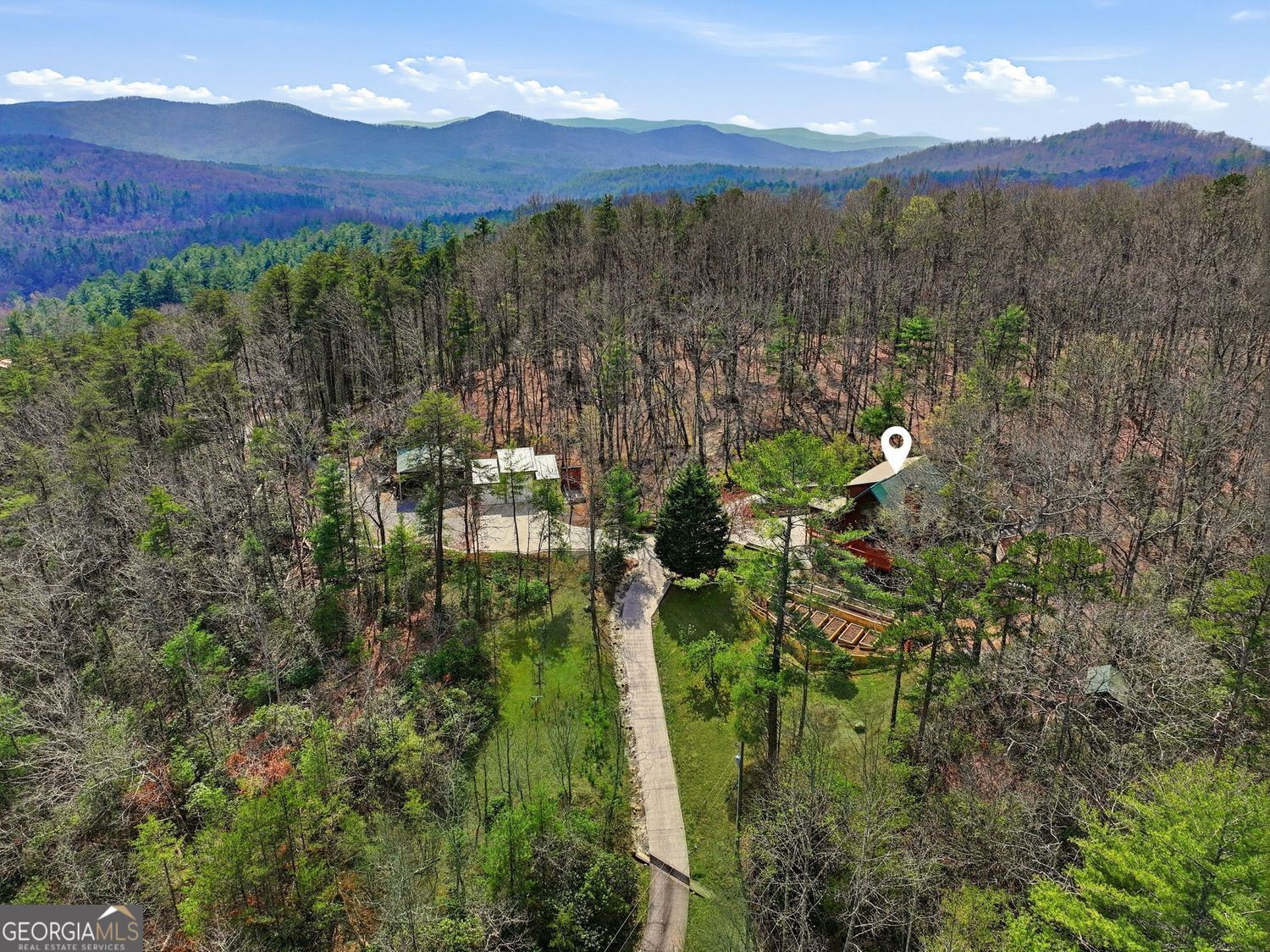 Private Mountain Homestead on 8.79 Acres Backing National Forest - Gar – image 63