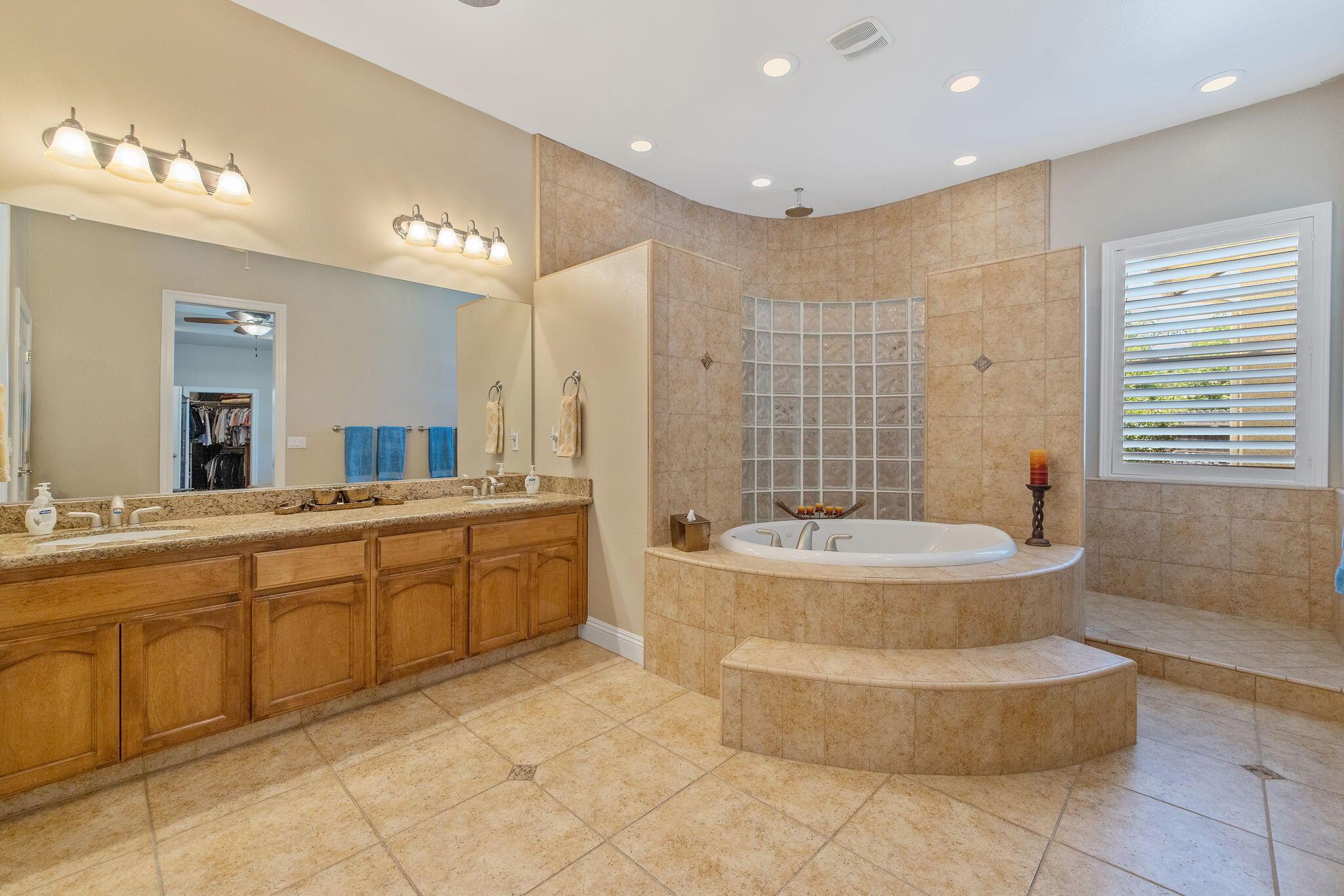 760 760 Saint James Court, Exeter, California, 93221, USA, 3 Bedrooms Bedrooms, ,4 BathroomsBathrooms,Residential,For Sale,760 Saint James Court,e3cd494e-647e-4b66-bdb7-b6c809