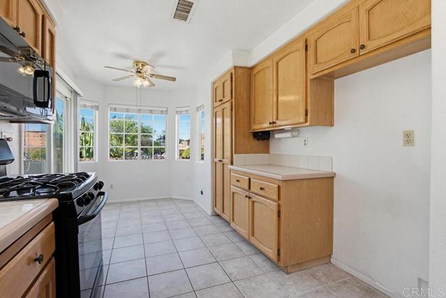 2194 2194 Luz Wy, Oceanside, California, 92056, USA, 3 Bedrooms Bedrooms, ,2 BathroomsBathrooms,Residential,For Sale,2194 Luz Wy,NDP2604585