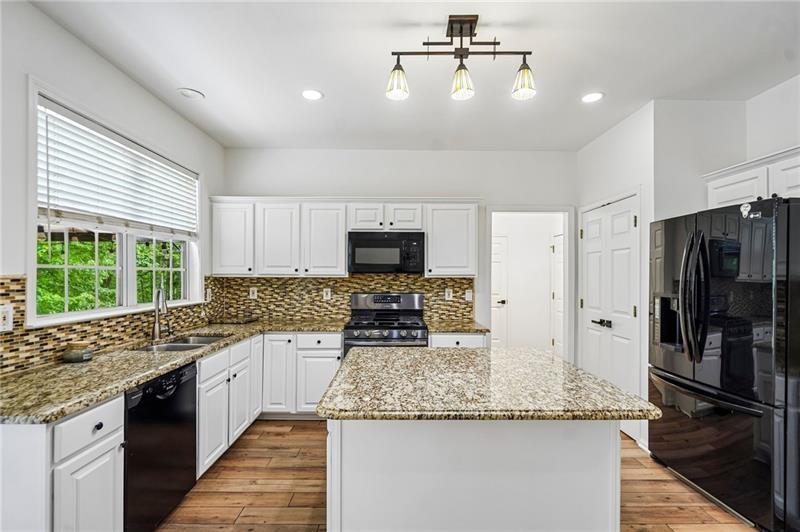 Welcome to Grandview, one of Suwanees most desirable communities, wher – image 14