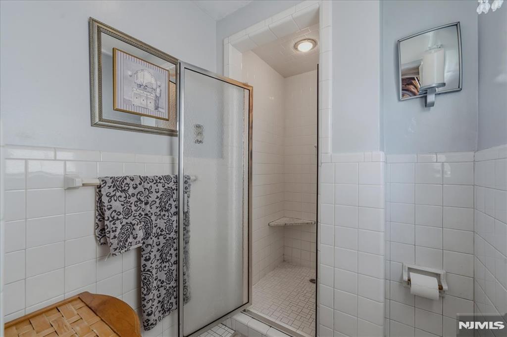 85 85 Stewart, Kearny, New Jersey, 07032, USA, 3 Bedrooms Bedrooms, ,3 BathroomsBathrooms,Residential,For Sale,85 Stewart,26021909