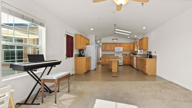 18453 18453 Ramona View Dr, Ramona, California, 92065, USA, 3 Bedrooms Bedrooms, ,2 BathroomsBathrooms,Residential,For Sale,18453 Ramona View Dr,PTP2604037