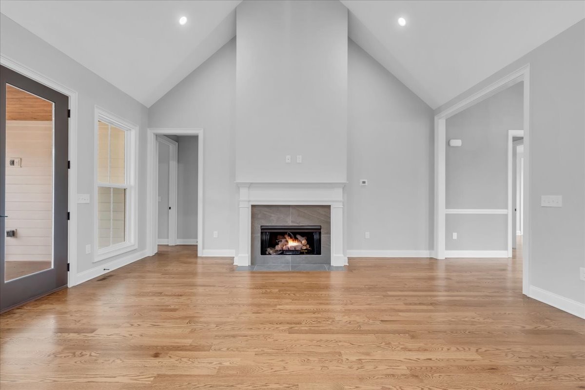 74 74 Summer Lake Ct Lot 16, Winchester, Tennessee, 37398, USA, 3 Bedrooms Bedrooms, ,4 BathroomsBathrooms,Residential,For Sale,74 Summer Lake Ct Lot 16,3232049