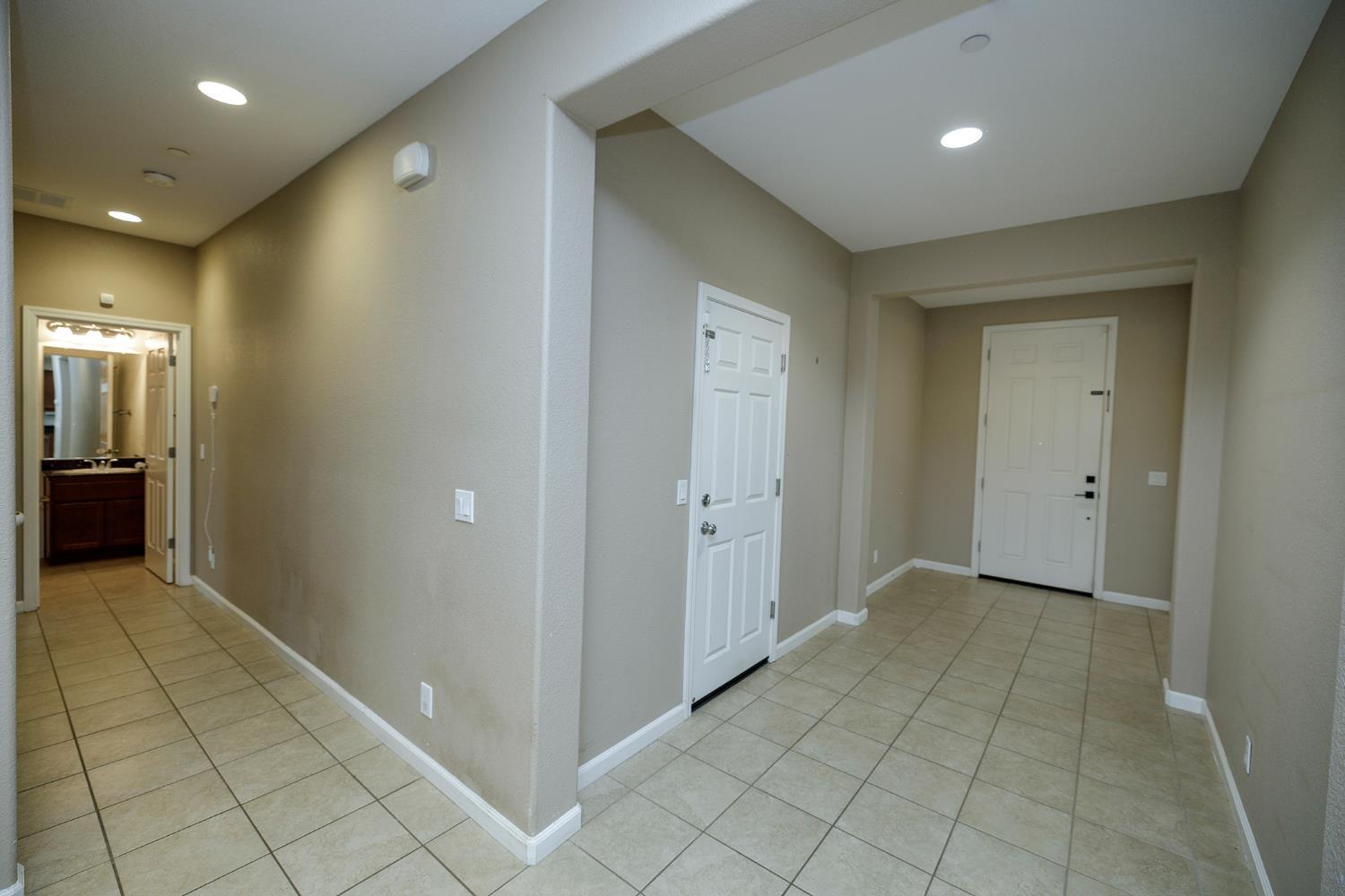 Located in a highly desirable neighborhood, this well-maintained home – image 22