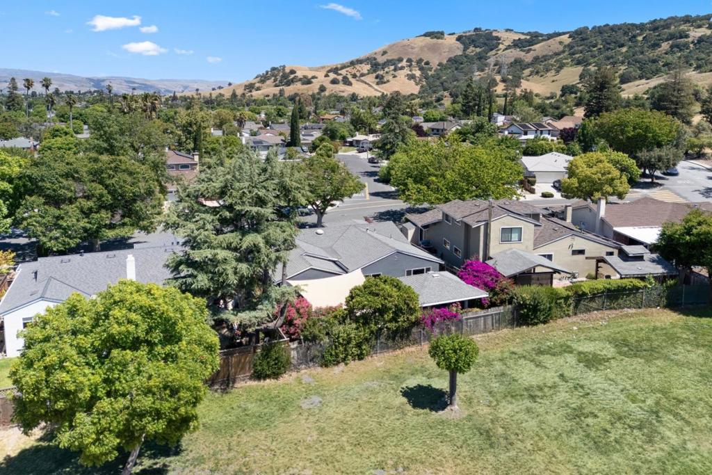 JOY OF LIVING BY THE FOOTHILLS! YOU DEFINITELY HAVE THAT AHHH MOMENT W – image 42
