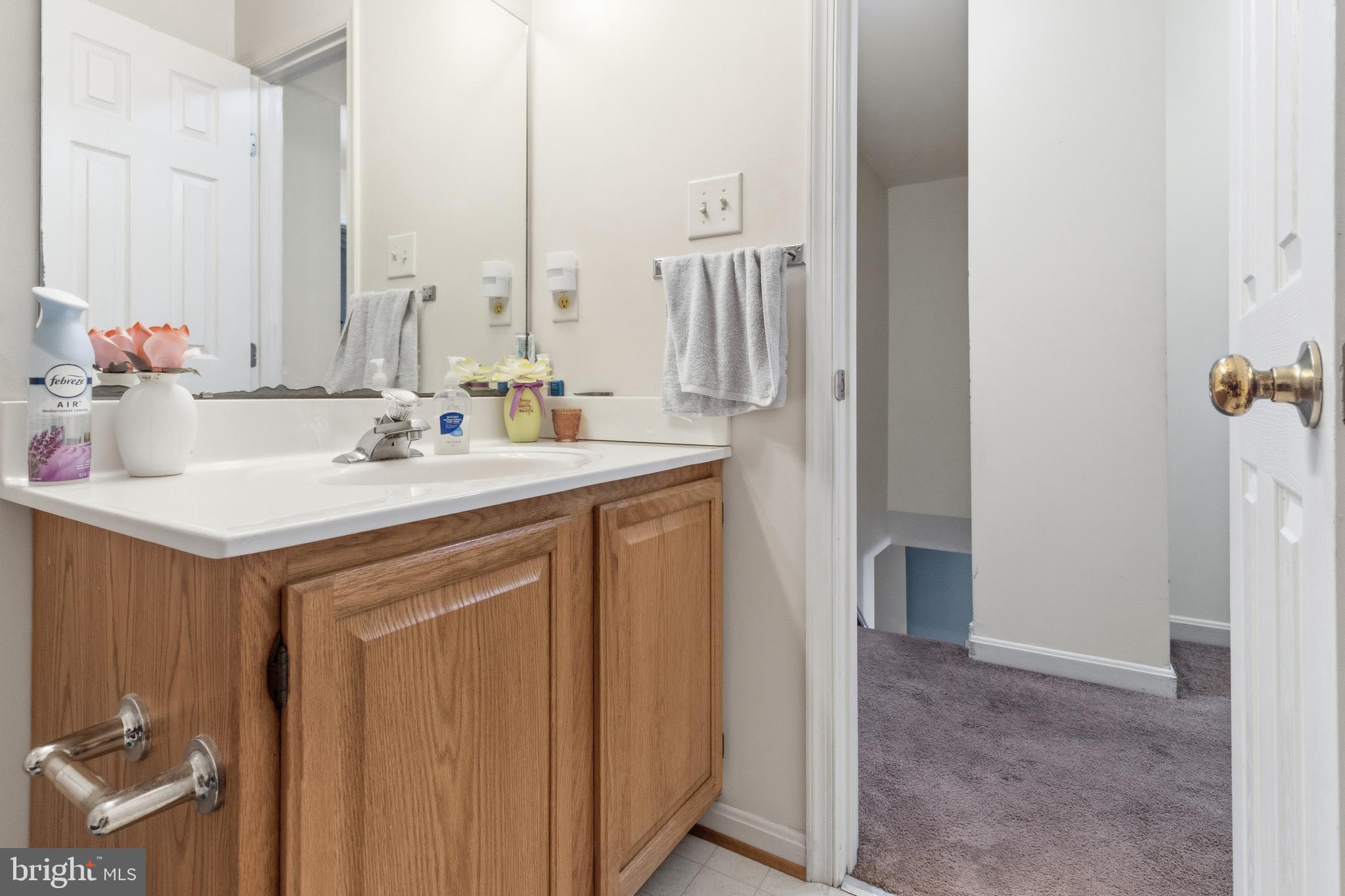 Look for our OPEN HOUSE this Saturday 12-3 PM.This well established be – image 30