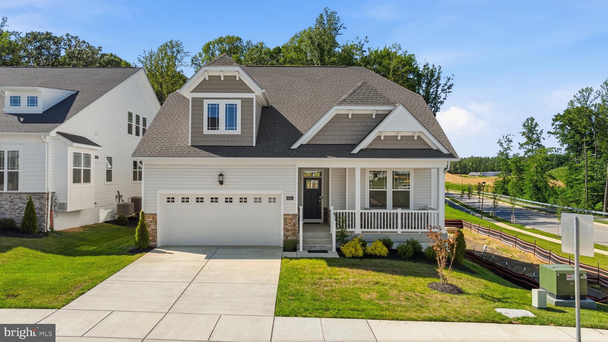 HOME SWEET HOME! Like new beauty situated on a corner lot, in sought – image 1