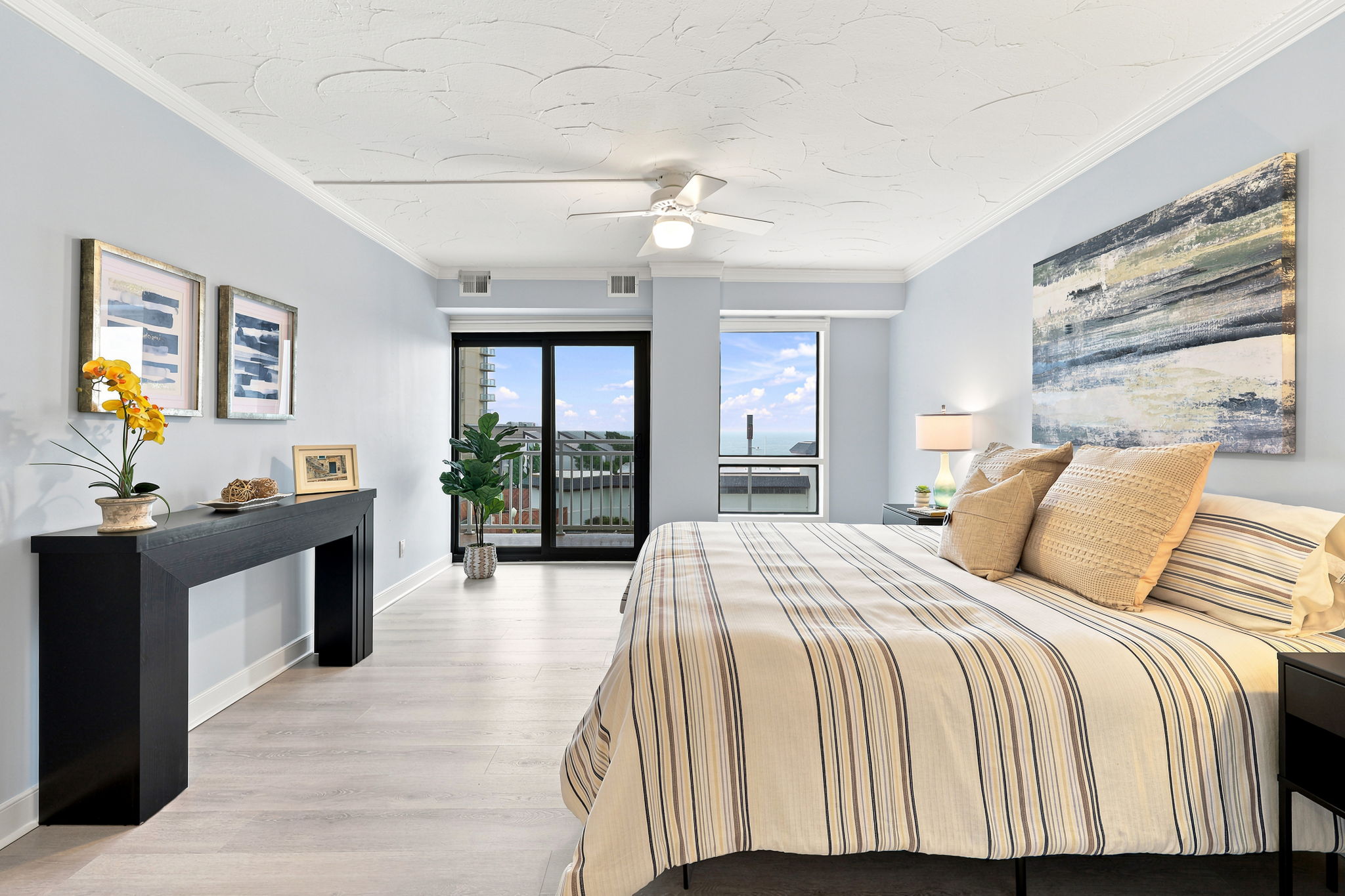 4004 4004 Atlantic Ave Unit 309, Virginia Beach, Virginia, 23451, USA, 2 Bedrooms Bedrooms, ,2 BathroomsBathrooms,Residential,For Sale,4004 Atlantic Ave Unit 309,10633444