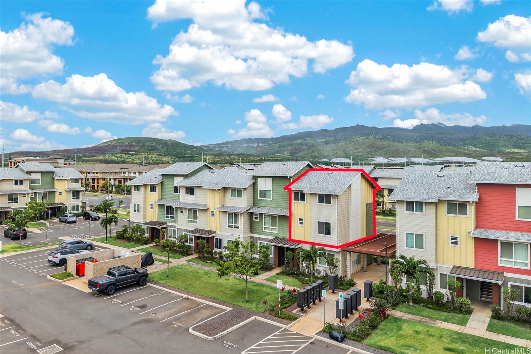 An INCREDIBLE VALUE and RARE opportunity to live, work, and play in Ho – image 25