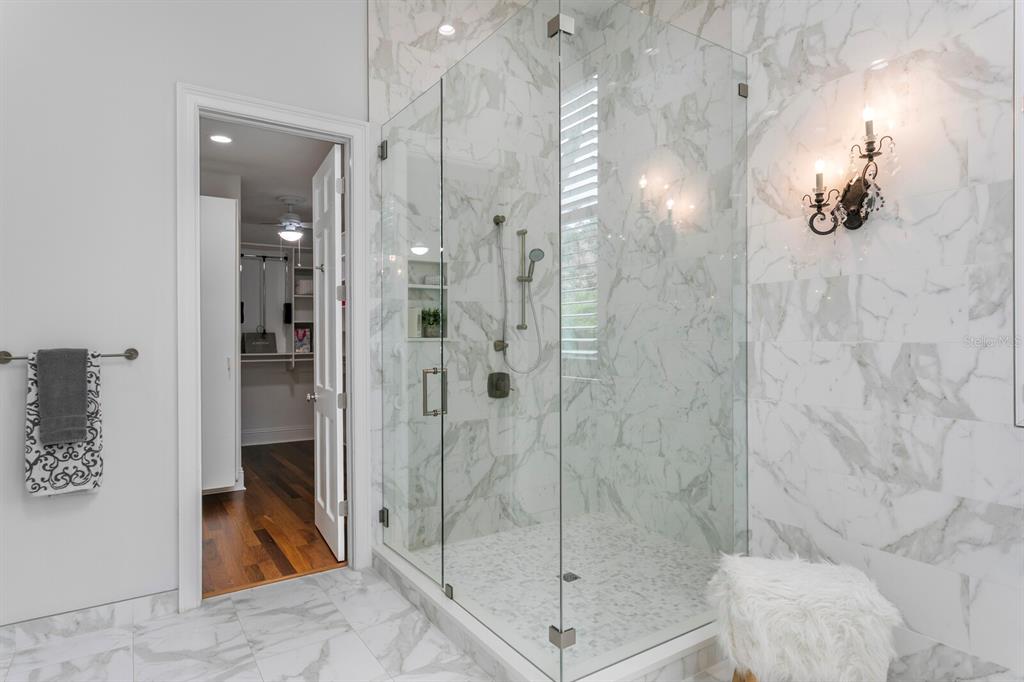 This spectacular custom executive home is situated in Avila, Tampa Bay – image 29
